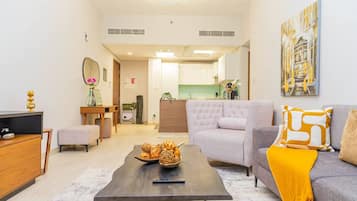 Apartment, Balcony, City View | Living area