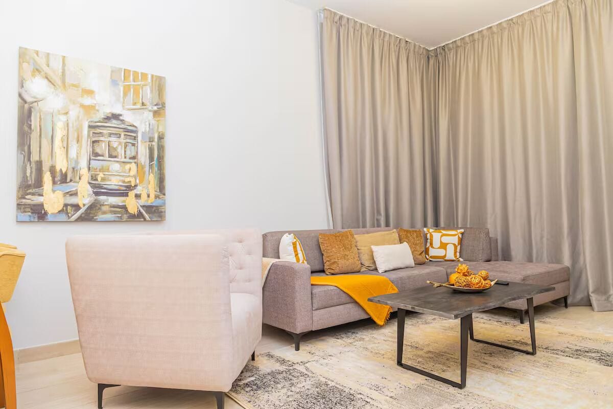 Apartment, Balcony, City View | Living area