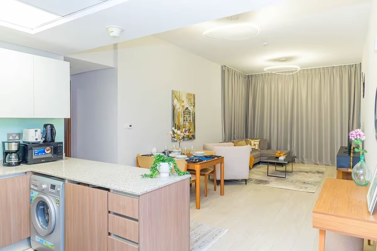 Apartment, Balcony, City View | Interior