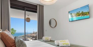 3 bedrooms, in-room safe, iron/ironing board, free WiFi - Lola del Mar | Sea views - pool - terrace (Fuengirola)