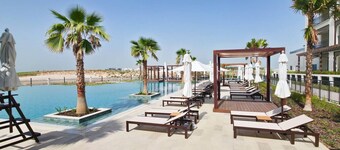 Luxury 2BR + Maid | Balcony | Yas Golf