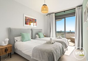 2 bedrooms, in-room safe, iron/ironing board, travel cot - Golf Dream | Sea view - pool - terrace - golf (La Cala de Mijas)