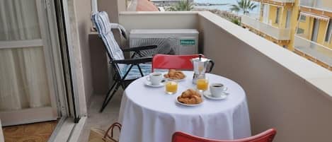 Basic Duplex, Partial Sea View | Terrace/patio