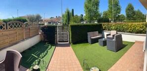 Terrace/patio - Relaxation in Holiday House Calmasino (Veneto)