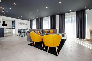 TV - Villa with private pool near Rovinj (Rovinj)