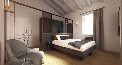 Ca Moroni Collection