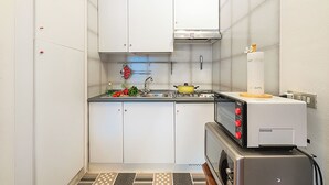 Standard Apartment, 2 Bedrooms, Microwave (Appartamento Cuore Alpino near Slopes) | Private kitchenette - Appartamento Cuore Alpino Near Slopes for 4 (Sauze d'Oulx)