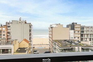 Property grounds - Casa Cemielka - modern comfort with sea view in Ostend (Oostende)