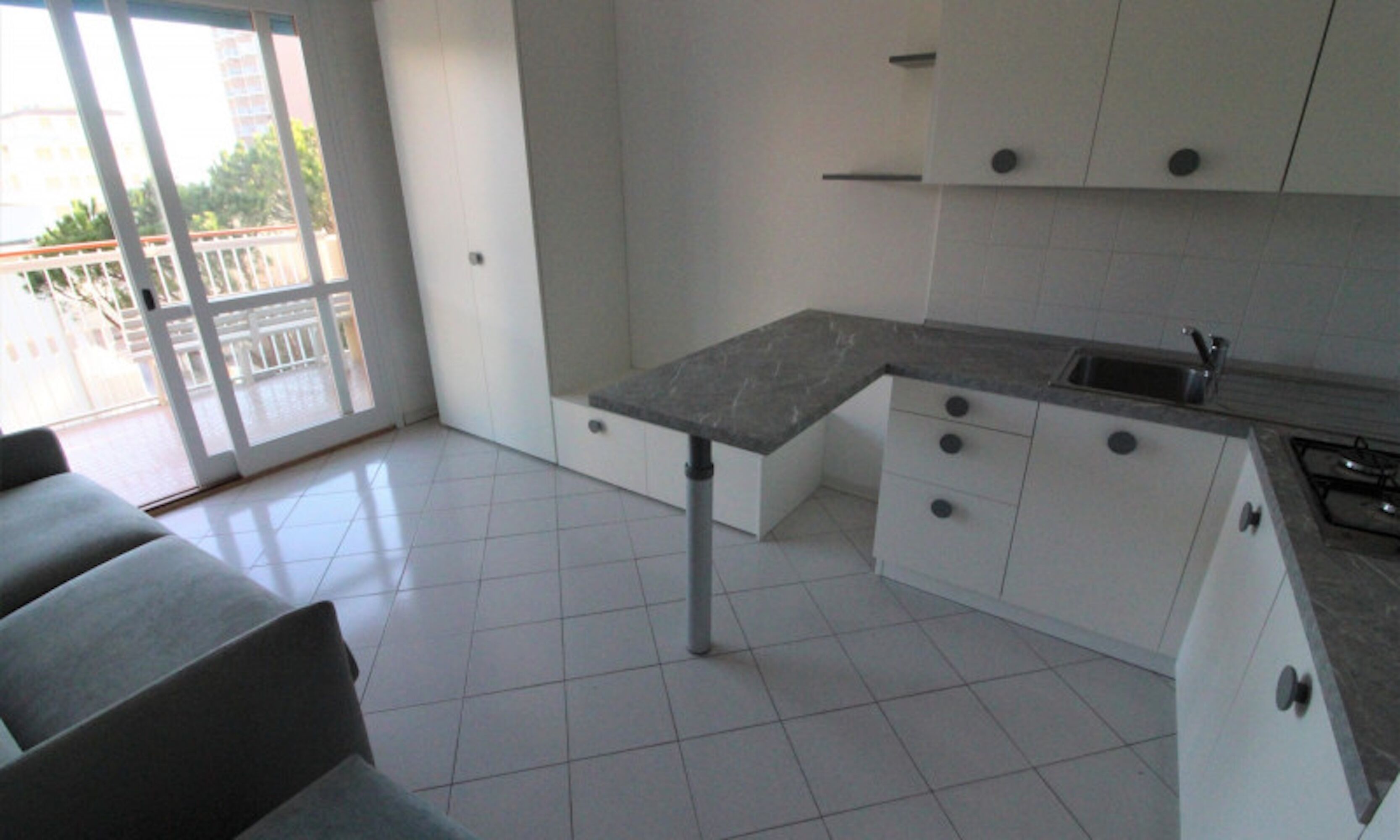 Fridge, stovetop, cookware/dishes/utensils