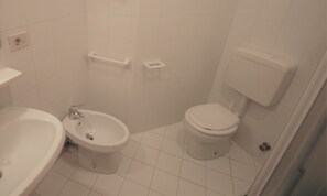 Shower - Studio with shared pool (Lignano Sabbiadoro)