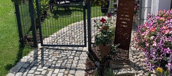 Cozy vacation apartment with garden-in the countryside