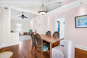 Dining - Birds Nest- 3 bed/1 bath in the heart of historical St. Augustine (St. Augustine)