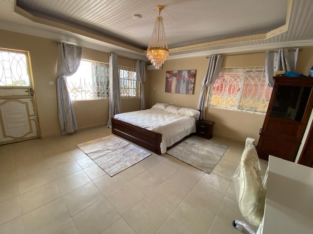 9 makuuhuonetta, silitysrauta/-lauta, Wi-Fi, vuodevaatteet