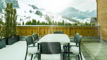 Superior Apartment, Balcony, Valley View | Teres/patio