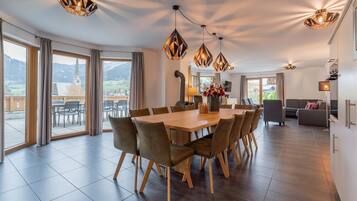 Royal-Apartment, Talblick | Speisen