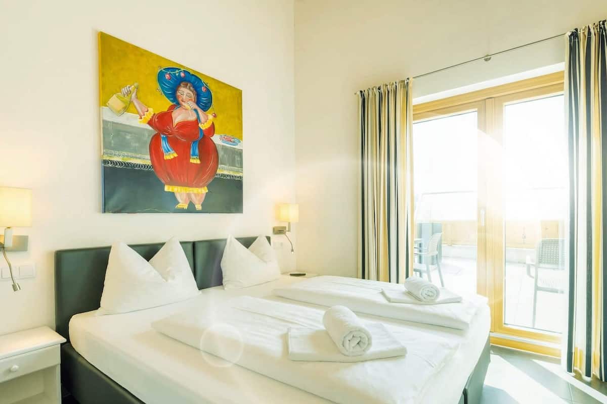 Departamento superior, balcón, vista al valle | Caja de seguridad en la habitación y wifi gratis