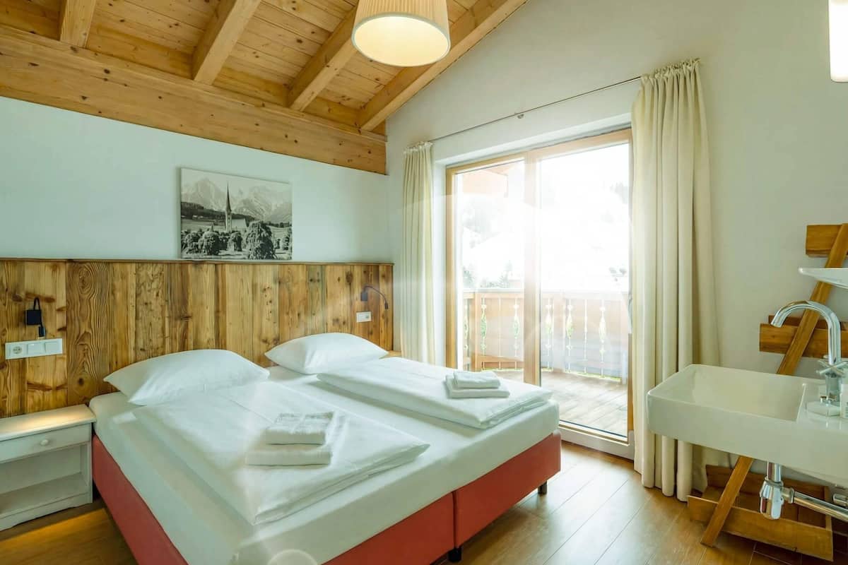 Departamento Deluxe, balcón, vista al valle | Caja de seguridad en la habitación y wifi gratis