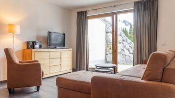 Comfort-Apartment, Balkon, Talblick | Wohnbereich