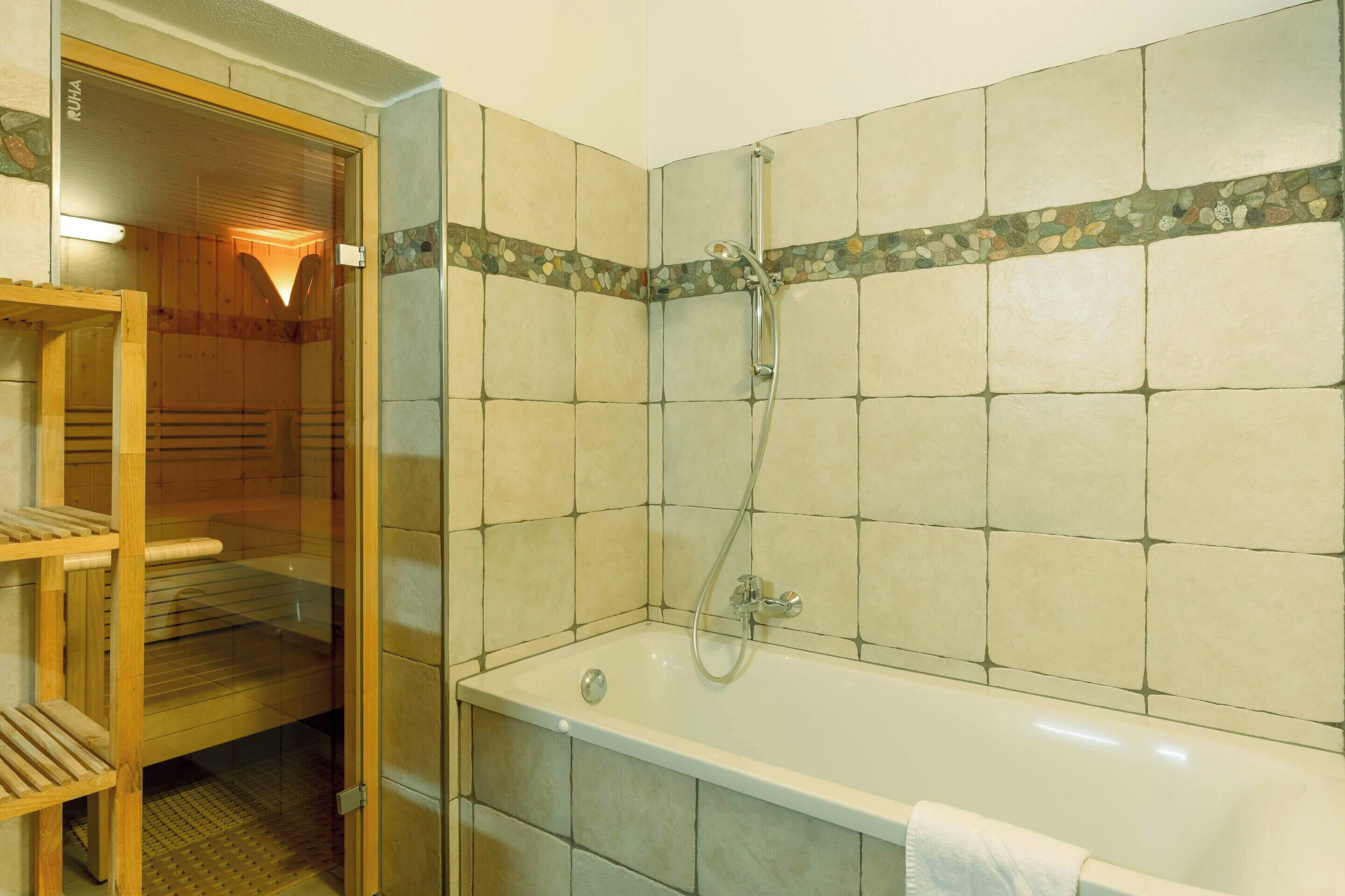 Deluxe Apartment, Balcony, Valley View | Bathroom