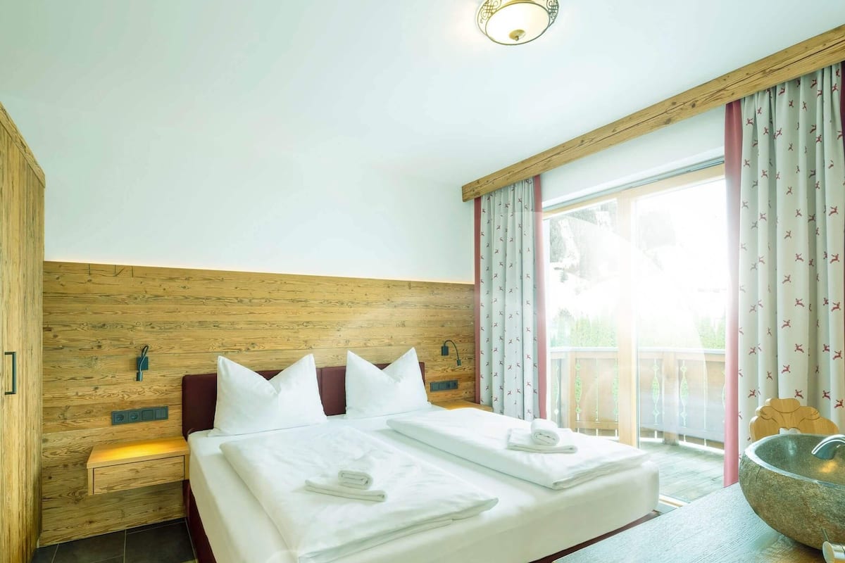 Departamento Deluxe, balcón, vista al valle | Caja de seguridad en la habitación y wifi gratis