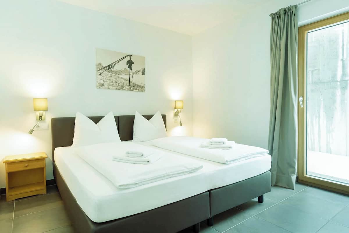 Departamento superior, balcón, vista al valle | Caja de seguridad en la habitación y wifi gratis