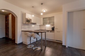 Leilighet – comfort, balkong, dalutsikt | Eget kjøkken