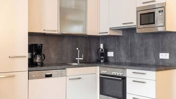 Comfort Apartment, Balcony, Valley View | Private kitchen