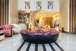 Lobby sitting area - Reya Creek Hotel (Dubai)