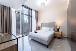 1 bedroom, iron/ironing board, WiFi, bed sheets - Free housekeeping visits during your stay - StayShort - Spacious 1 Bed in Business Bay that Sleeps 4 (Business Bay)
