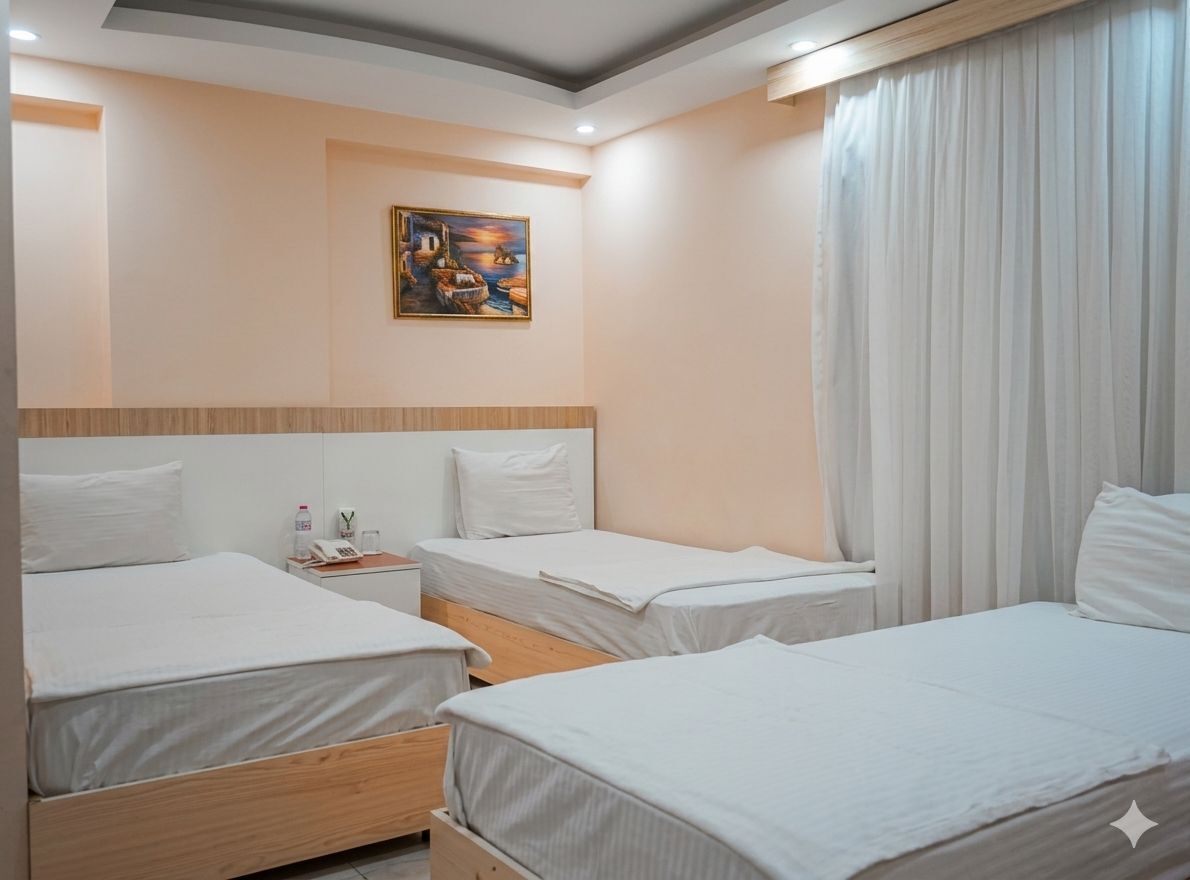 Standard Triple Room, 3 Single Beds | Desk, soundproofing, free WiFi