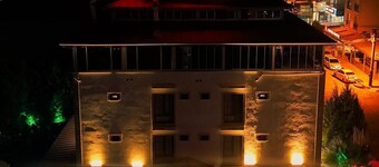 Atina Otel