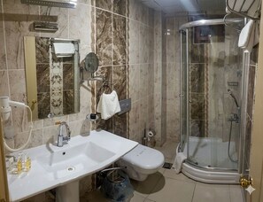 Hair dryer, slippers, towels, soap - Atina Otel (Adıyaman)