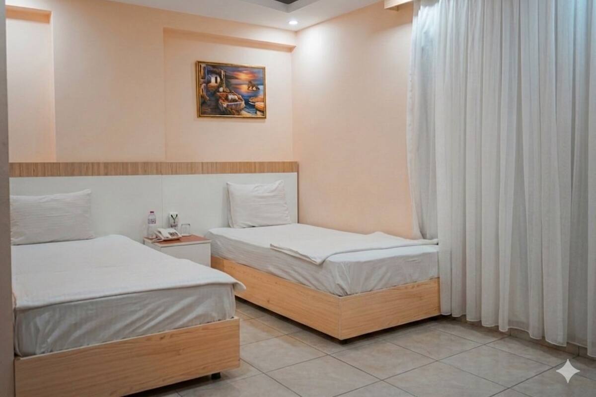 Standard Twin Room, 2 Twin Beds | Desk, soundproofing, free WiFi