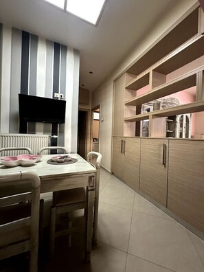 Dining - Casa Emanuel | Chania (Mournies)