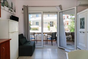 Interior - Marianthi`s Maisonette (Galatas)