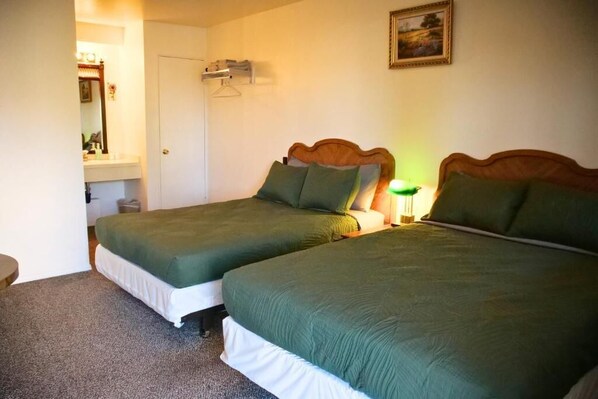 Basic Quadruple Room