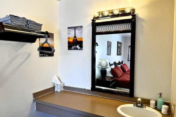 Classic Quadruple Room