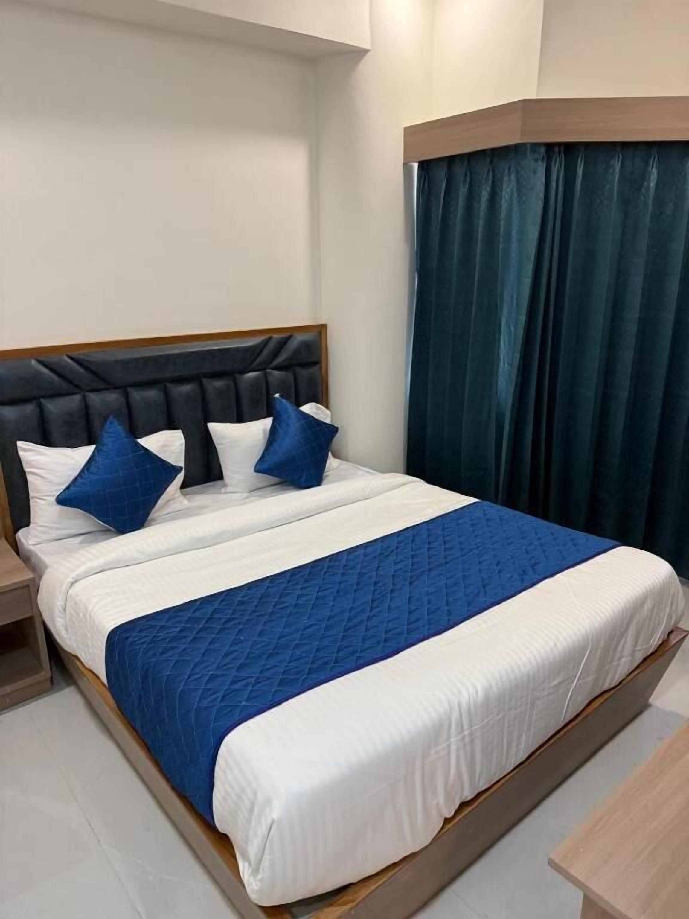 Phòng đôi, quang cảnh thành phố