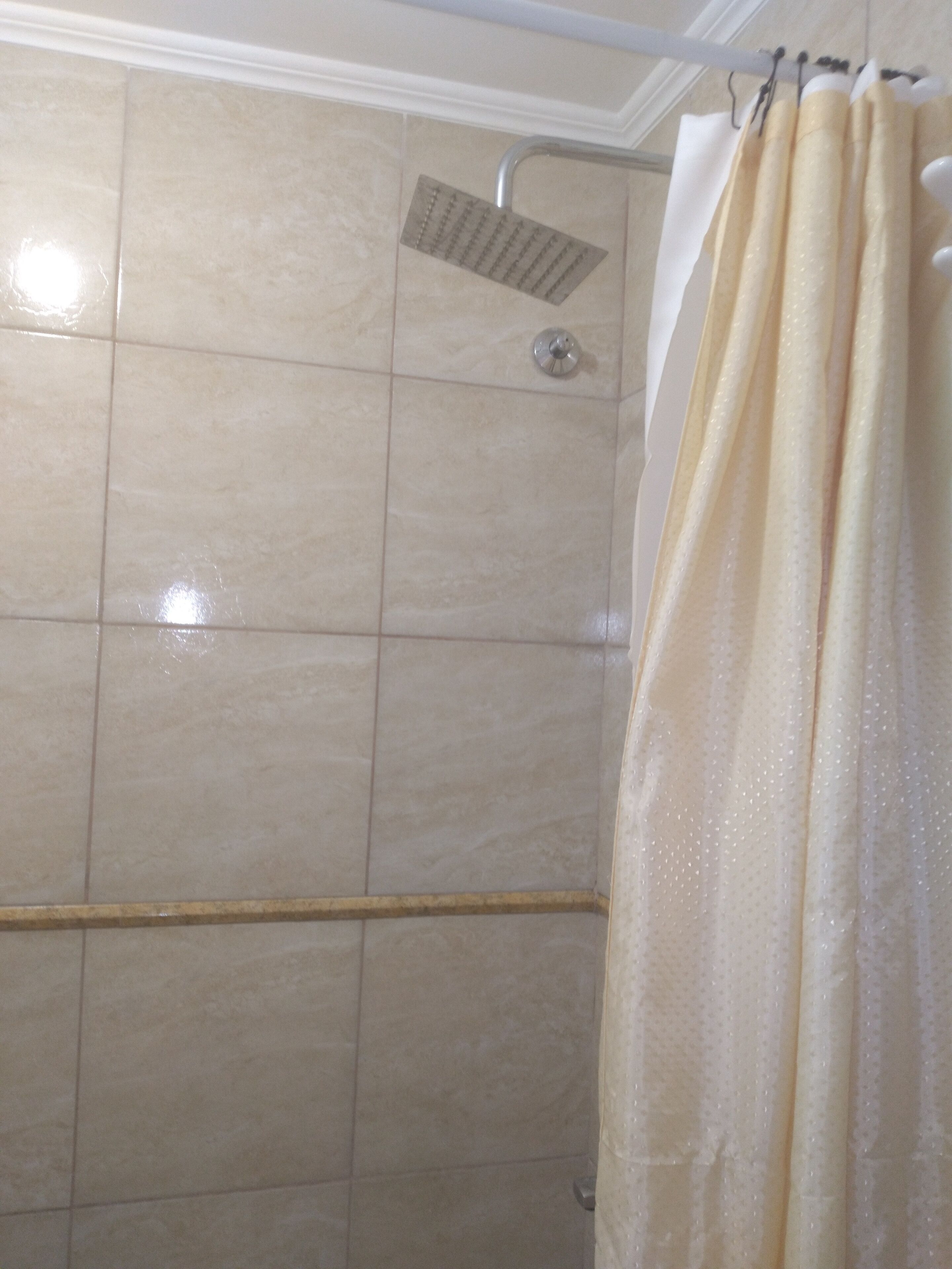 Handtücher, Seife, Toilettenpapier