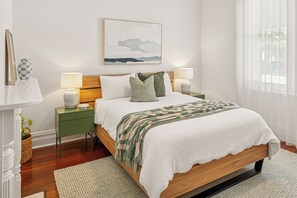 2 bedrooms, desk, iron/ironing board, travel cot