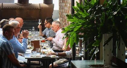 Stylish Hyde Park Home | Walk to Cafes | Near Perth CBD