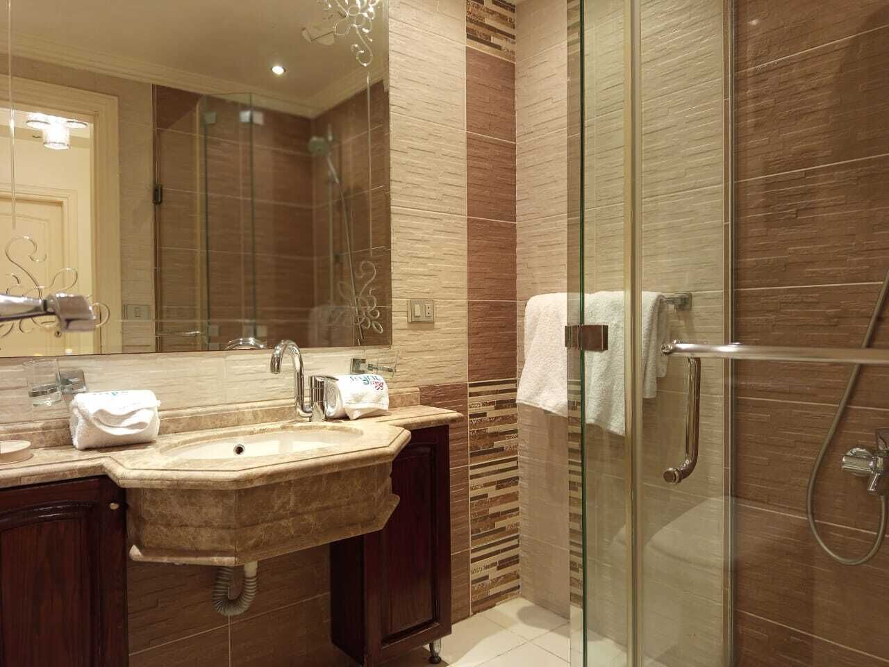 Luksusleilighet, balkong | Bad