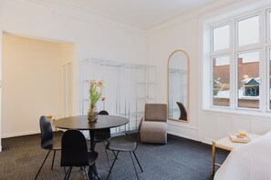 Habitación cuádruple | Restauración