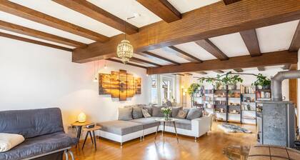 Apartment 'You R Welcome Too' mit Balkon und Sauna