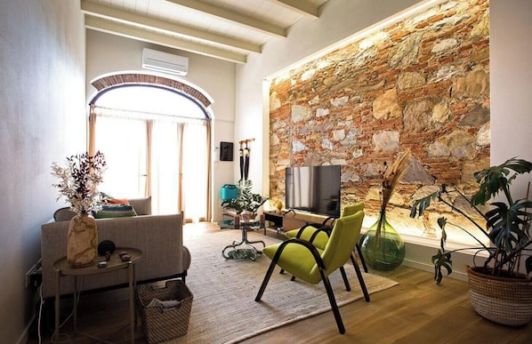 Living area - Casa Josephina, Charming Loft near Lucca's Centre (Lucca)