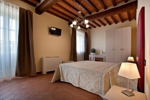 2 Schlafzimmer, Bügeleisen/Bügelbrett, Reisekinderbett