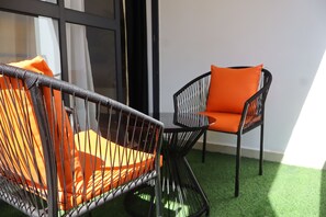 Terrace/patio - Cozy2bedroom master Master ensuite Apartment with a heated pool & Gym (Nairobi)