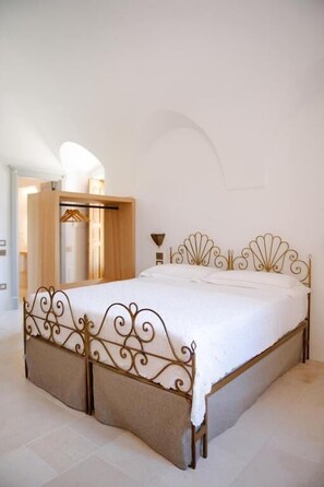 Junior Studio Suite, Garden View - Masseria il Pergolo (Martina Franca)