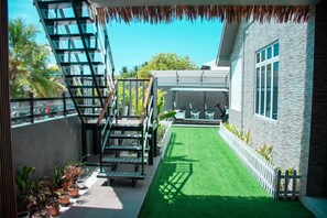 Unclassified image, 4 of 18, button - Sunset Private Villa (Fiyoari)