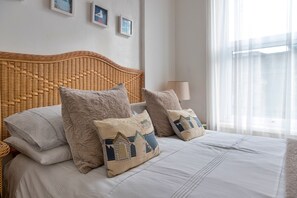 3 bedrooms, free WiFi, bed sheets